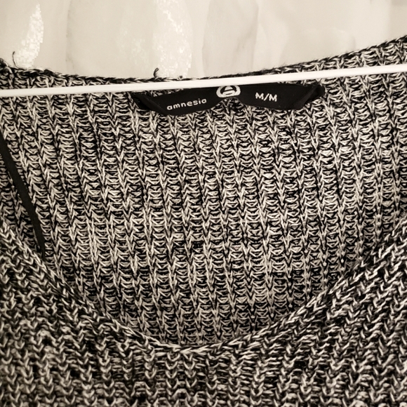 ☁️ Gray Knit Amnesia Sweater ☁️ - Picture 3 of 7